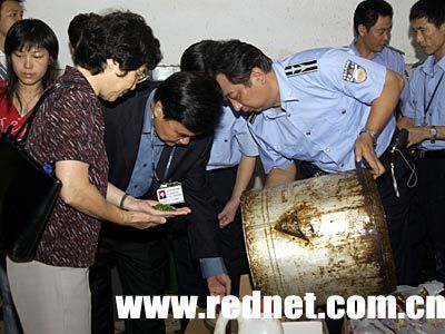 豆制品細菌超標25倍 湖南質監連搗三黑窩點(圖)_新聞中心_新浪網